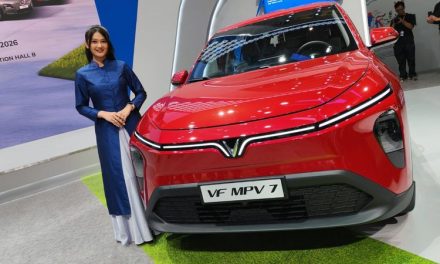 VinFast Luncurkan MPV Listrik Termurah