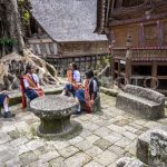Rumah Adat Dan Batu Persidangan Di Huta Siallagan