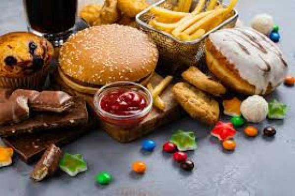 Dampak Buruk Junk Food Bagi Kesehatan Jangka Panjang