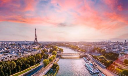 Menjelajahi Paris: Kota Romantis Tak Pernah Kehilangan Pesona