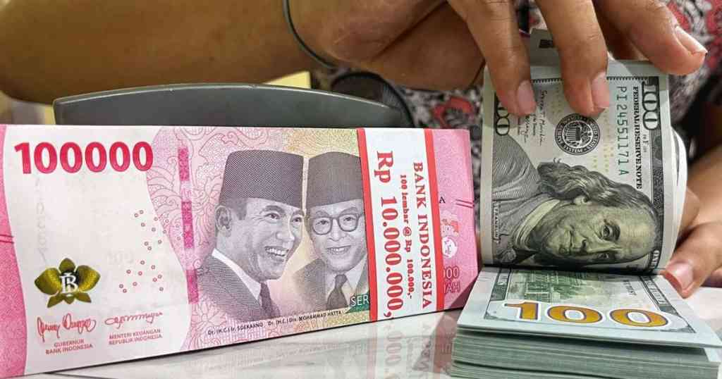 Rupiah Menguat Pada Dolar AS Setelah Kebijakan Bank Sentral