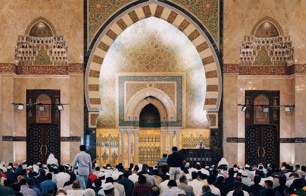 Keutamaan Sholat Tepat Waktu Dalam Kehidupan Seorang Muslim
