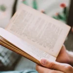 Manfaat Membaca Buku Untuk Pengembangan Diri