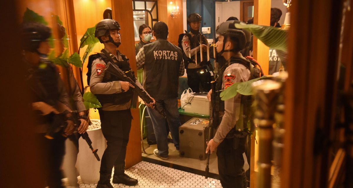 Kronologi Penemuan Uang Dan Brankas Di Kafe Milik Jaksa