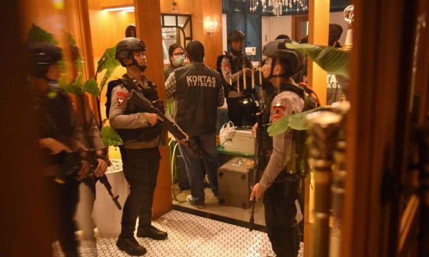 Kronologi Penemuan Uang Dan Brankas Di Kafe Milik Jaksa