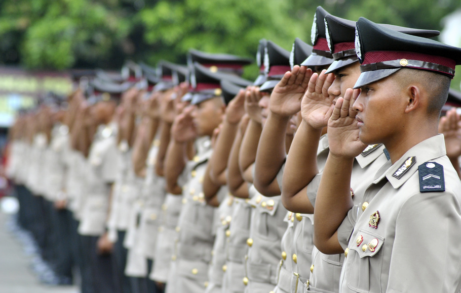 Peran Polisi Menjaga Keamanan Dan Ketertiban Masyarakat