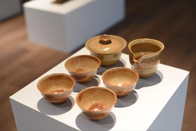 Seni Keramik Modern: Perpaduan Teknik Dan Gaya Kontemporer